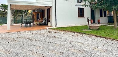 Appartamento indipendente con ampio giardino