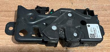 Bmw serie 1 F40 serratura baule posteriore 2021