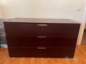 Cassettiera con tre cassetti in legno Rovere