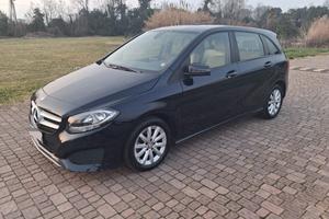 mercedes classe b 180D neo patentati 