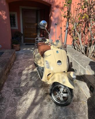 Vespa GTV 250 ie 2009 – 40.000 km – Revisione 2027