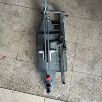 Taglia mattonelle grande