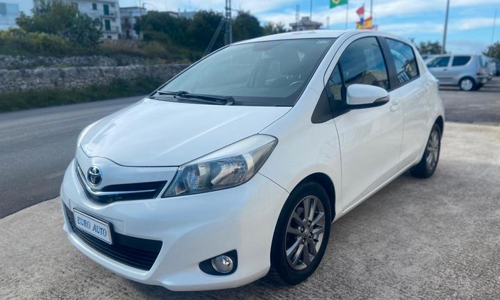 Toyota Yaris 1.4 D-4D 5 porte Lounge