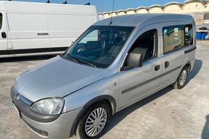 Autocarro Opel combo cassone
