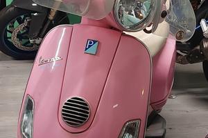VESPA 50 ROSA -  interamente finanziabile 