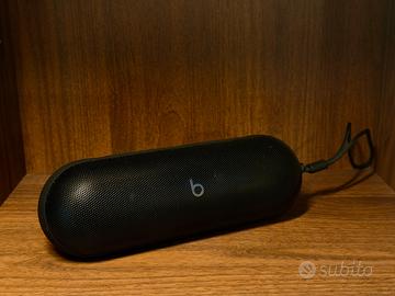 Beats Pill