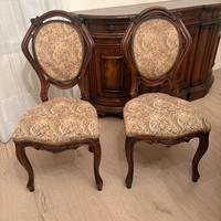 Salotto classico in noce