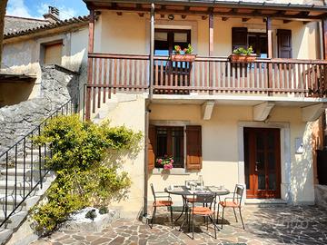 Casa carsica  indipendente - Aurisina