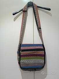 borsa tracolla regolabile in stoffa con patella