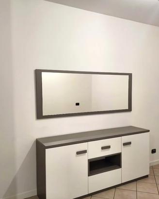 Madia con specchio