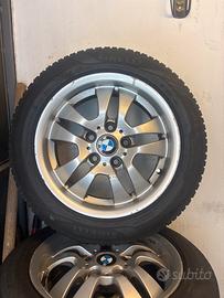 Cerchi originali BMW 16” + Pirelli SF3
