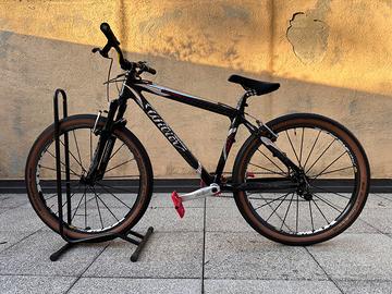 Wilier Triestina Solitario con telaio in carbonio