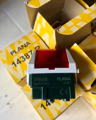 Lotto 12 Spie prismatiche rosso bianco Vimar Plana