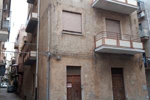 Palazzina da ristrutturare