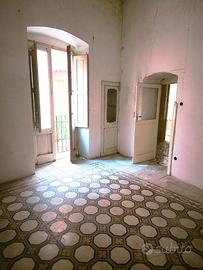Stupenda palazzina indipendente dei primi del '900