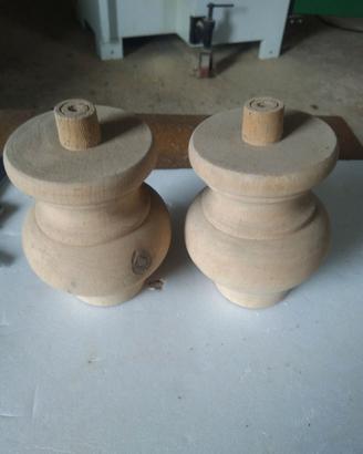 Piedi a cipolla per mobili  antichi e in stile