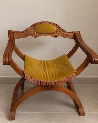 Coppia di sedie/ poltroncine classiche da camera