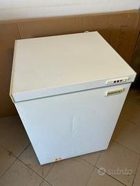 Congelatore a pozzetto Ariston