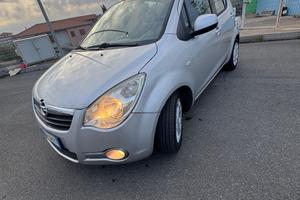 Opel agila