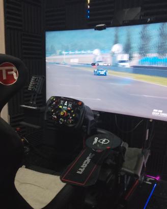 postazione trak racer R6 con sedile a guscio