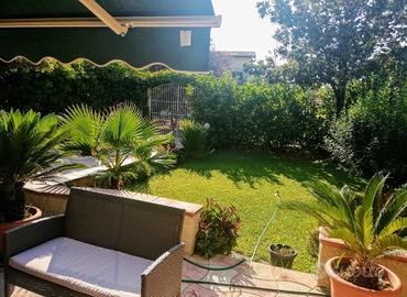 Villa a pochi passi dal mare 