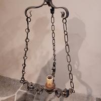 lampadario in ferro battuto