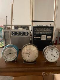 Lotto di radio e sveglie vintage anni 60/70/80
