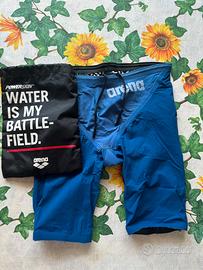 Costunone Arena uomo