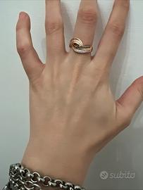 Anello elegante color oro