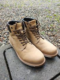 Stivali levi's taglia 45