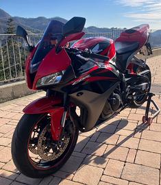 Honda cbr 600rr