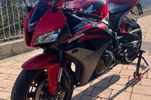 Honda cbr 600rr