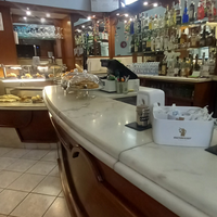 Bar angolare tipologia 3 Torino centro