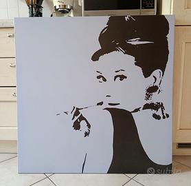 Tela Audrey Hepburn