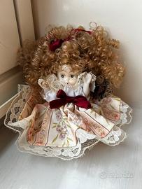 Bambola di porcellana