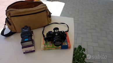 macchina fotografica yashica fx-3 super  