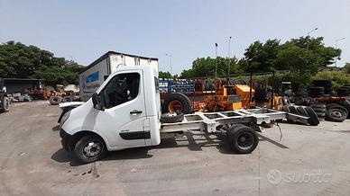 RENAULT MASTER III per ricambi