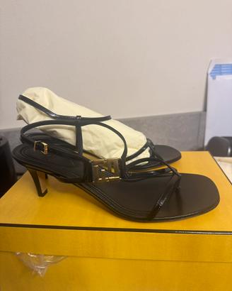 scarpe Fendi tacchi