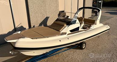 Gommone Nuova Jolly Prince 30 sport cabin