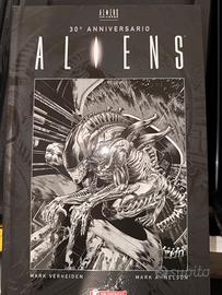 Aliens 30 anniversario libro fumetti