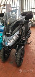 piaggio MP3 300