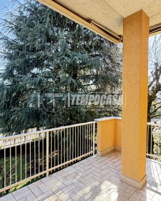 VILLA INDIPENDENTE IDEALE PER DUE FAMIGLIE (TRILOC