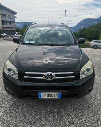 Toyota RAV 4 22 D-4D 136 CV Luxury