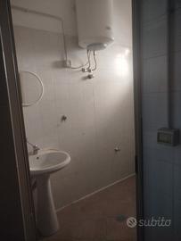 Si fitta locale commerciale