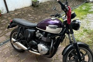 Triumph Bonneville SE