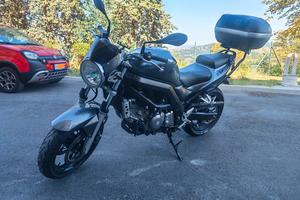Suzuki SV650