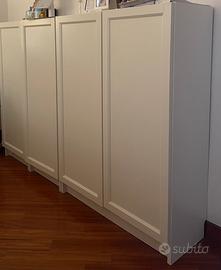 Libreria con ante Billy