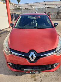 Renault clio macchina per neo patentati