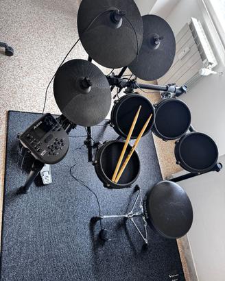 Alesis Nitro Mesh Kit - Batteria Elettronica
