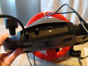 Volante e pedali MaxxTech Arcade Racing Wheel Kit